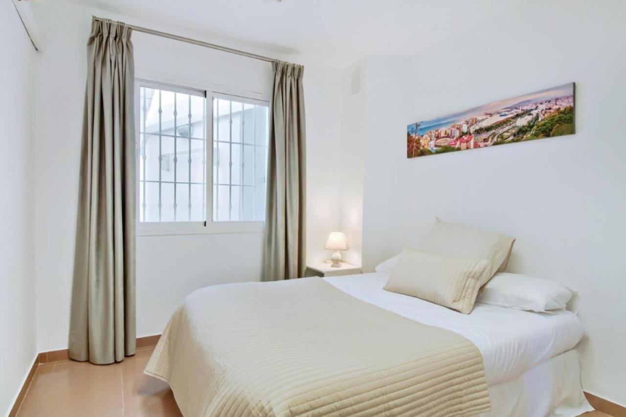 Amplio Piso Con Terraza Apartment Malaga Exterior photo